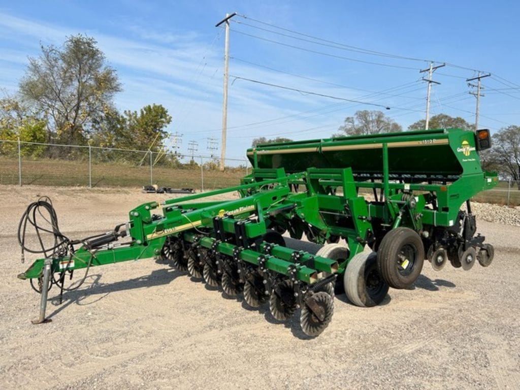 2000 Great Plains 1510 Equipment Image0