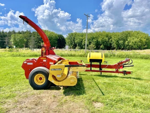 Image of New Holland FP230 equipment image 2