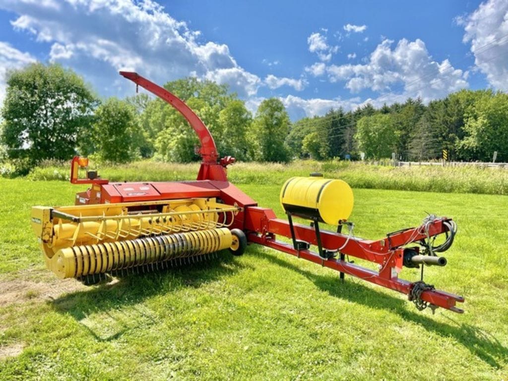 2006 New Holland FP230 Equipment Image0