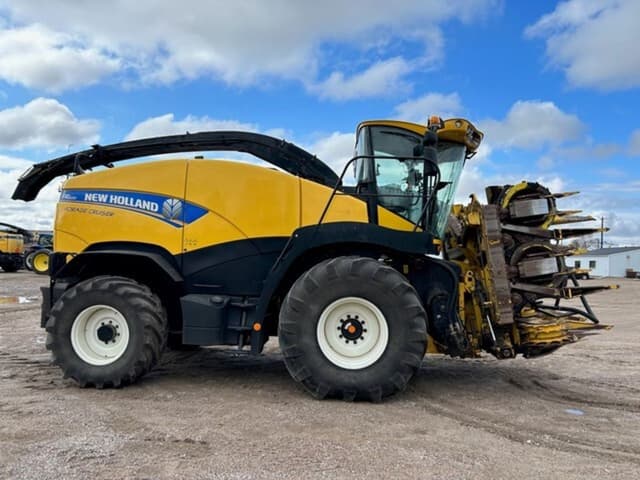 Image of New Holland FR600 equipment image 3