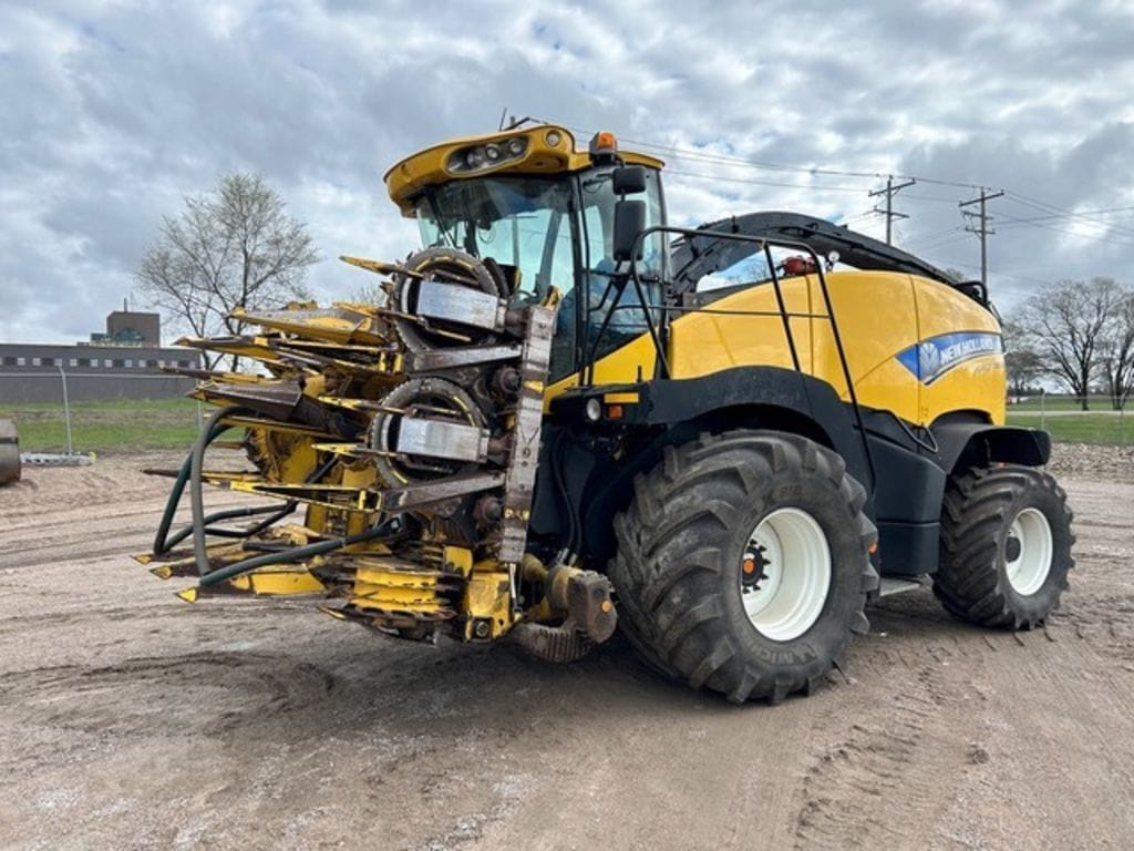 2014 New Holland FR600 Equipment Image0