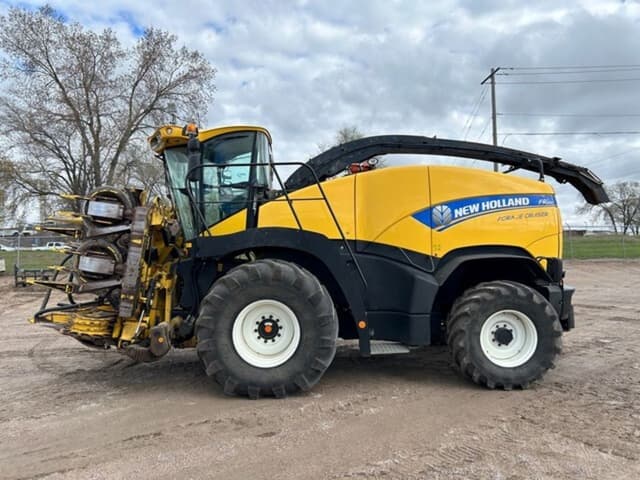 Image of New Holland FR600 equipment image 1