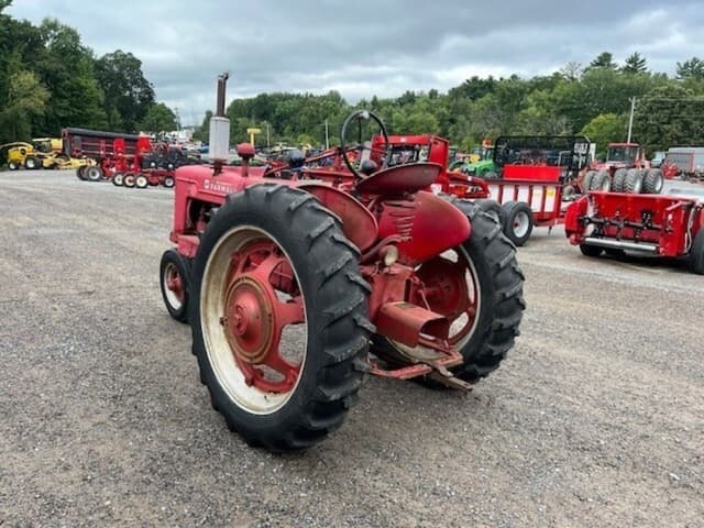Image of Farmall H equipment image 4