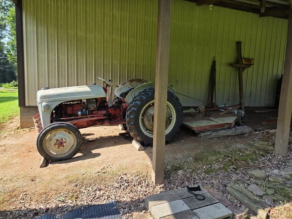 Antiques image