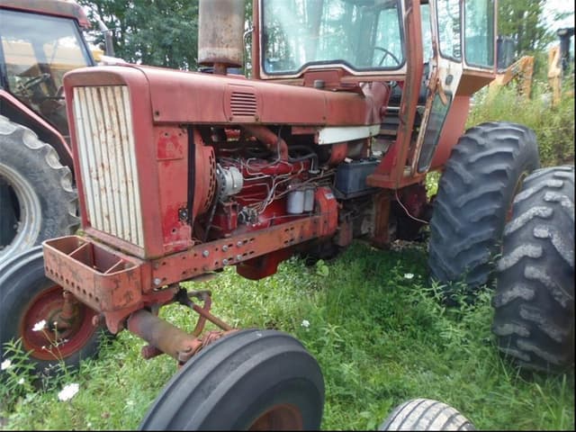 Image of International Harvester 706 equipment image 1