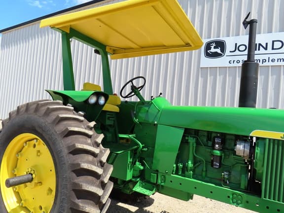 Image of John Deere 4020 equipment image 4