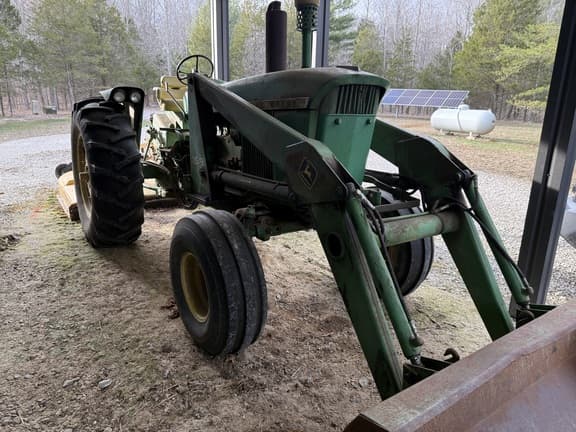 Image of John Deere 4020 equipment image 1
