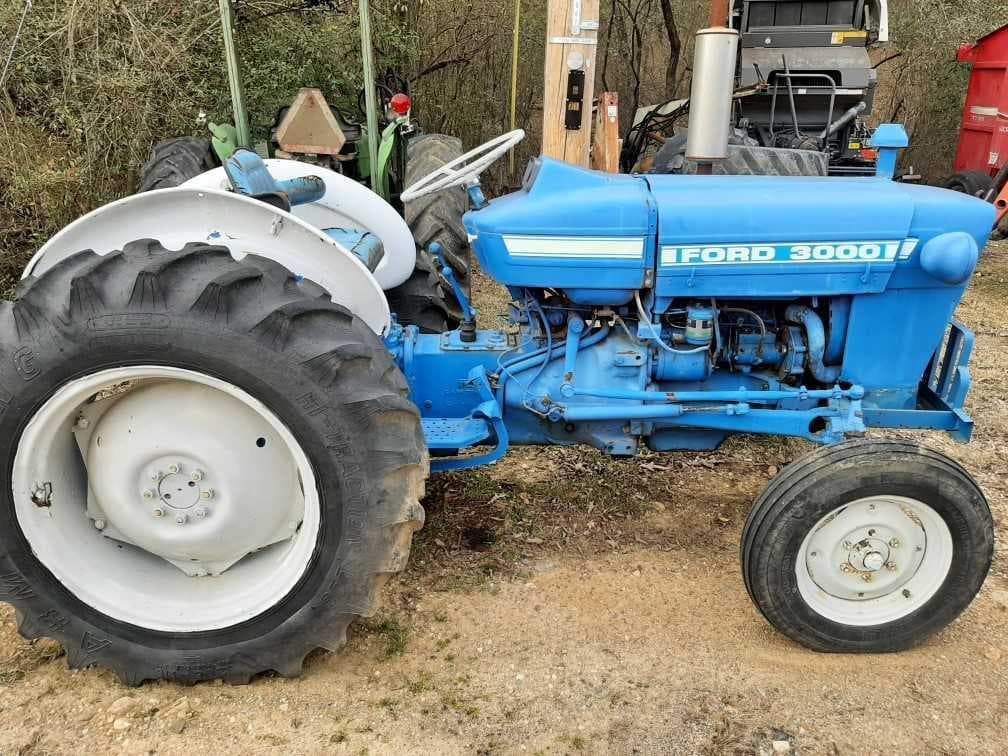 Image of Ford 3000 Image 1