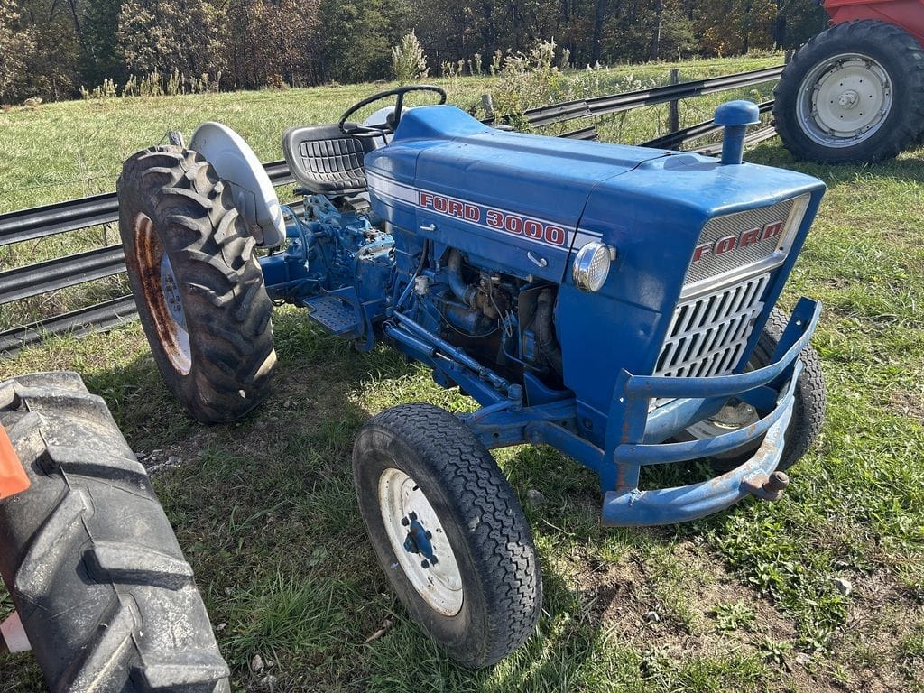 1969 Ford 3000 Equipment Image0