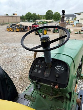 1979 John Deere 4040 Equipment Image0