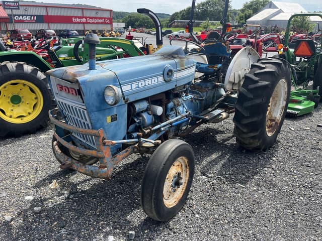 Image of Ford 3000 equipment image 2