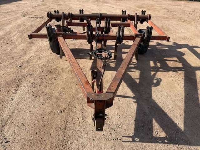 Image of Brady 1000 equipment image 1
