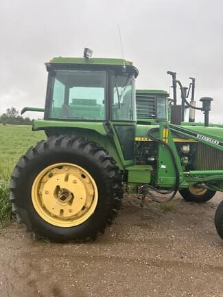 Image of John Deere 4230 equipment image 4