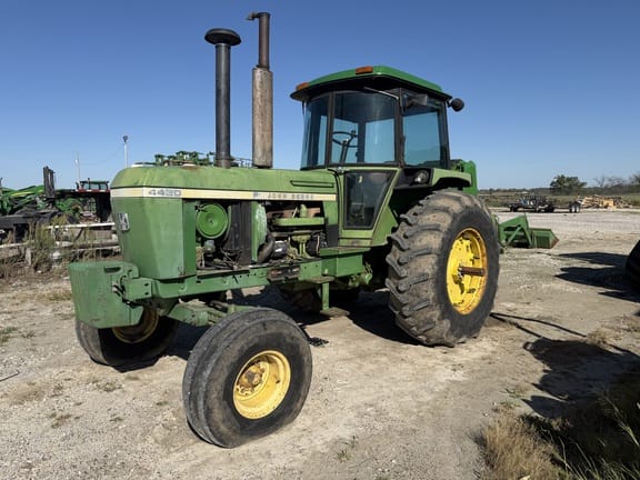 1975 John Deere 4430 Equipment Image0