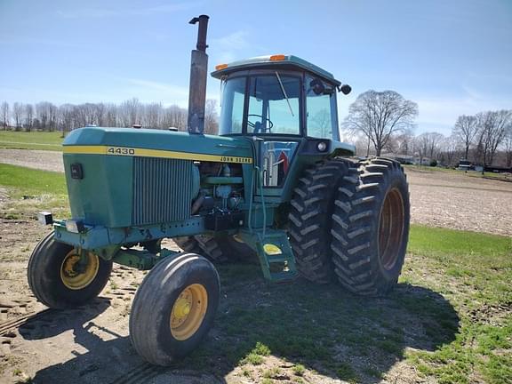 Image of John Deere 4430 equipment image 3