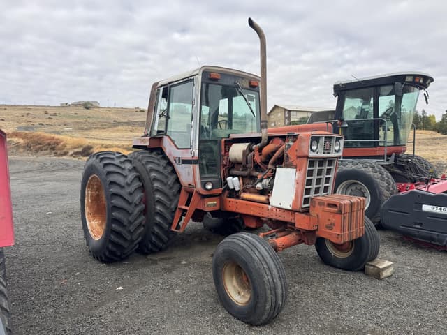 Image of International Harvester 1086 equipment image 1