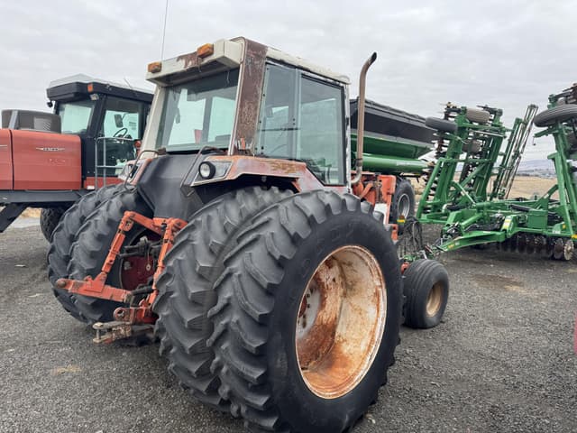 Image of International Harvester 1086 equipment image 2