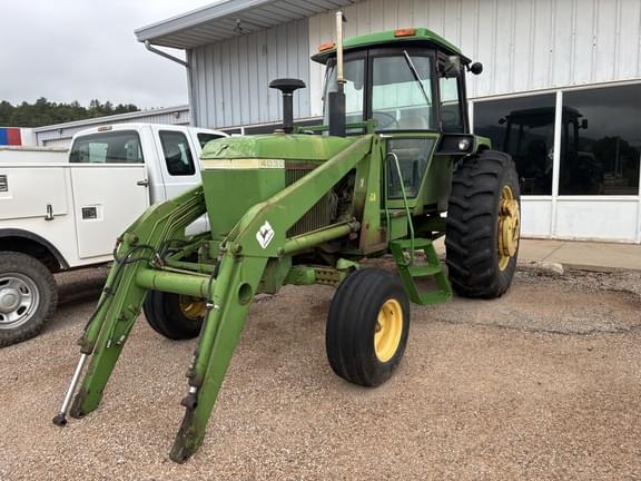Image of John Deere 4030 equipment image 1