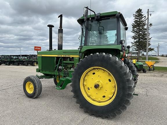 Image of John Deere 4430 equipment image 3