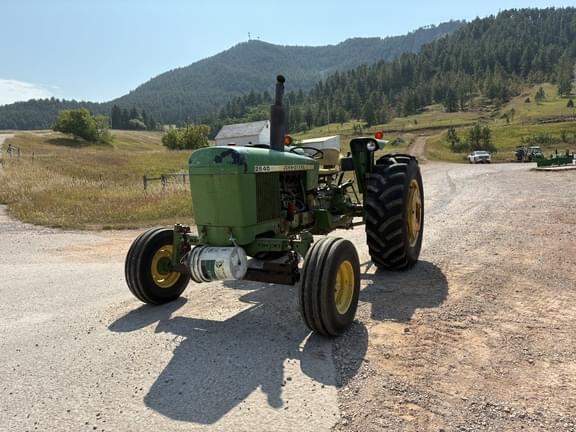 Image of John Deere 2640 equipment image 1