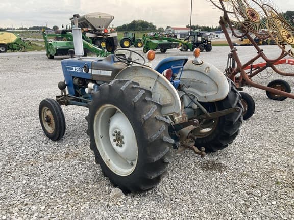 Image of Ford 2600 equipment image 4