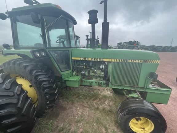 Image of John Deere 4640 equipment image 3