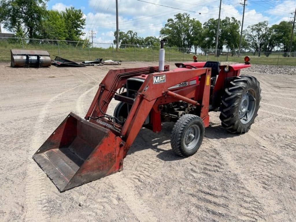 Image of Massey Ferguson 245 Primary image