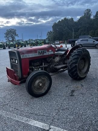 Image of Massey Ferguson 245 Primary image