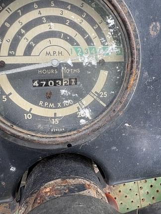 Image of John Deere 2440 equipment image 2