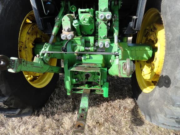 Image of John Deere 4440 equipment image 4