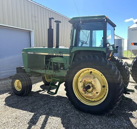 Image of John Deere 4840 equipment image 2