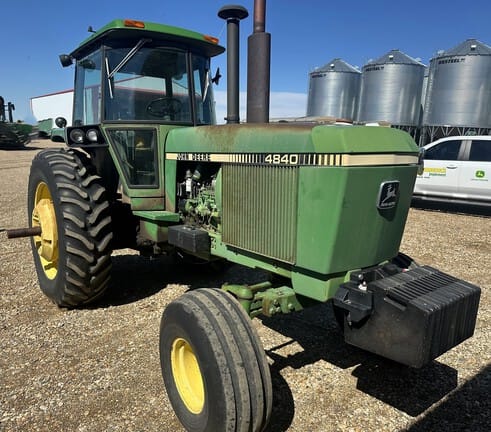 1979 John Deere 4840 Equipment Image0