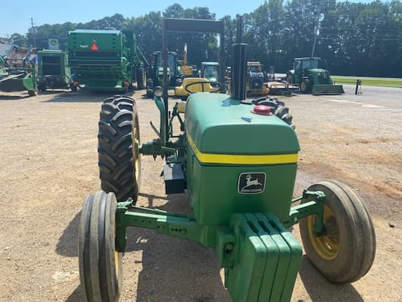 Image of John Deere 2040 equipment image 2