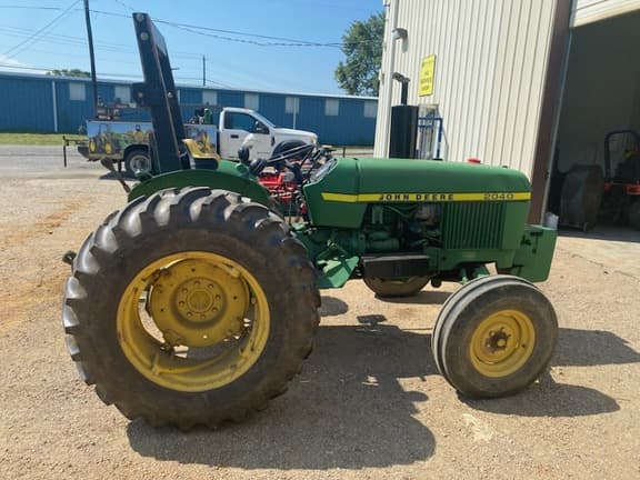 Image of John Deere 2040 equipment image 1