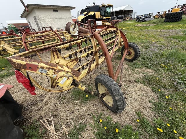 Image of New Holland Rolabar 258 equipment image 4