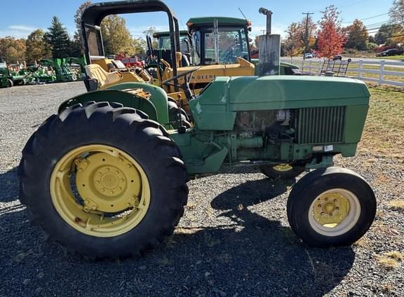 Image of John Deere 2040 equipment image 3