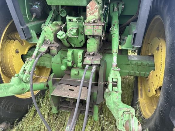 Image of John Deere 4440 equipment image 1
