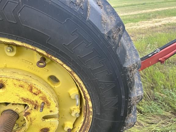 Image of John Deere 4440 equipment image 4