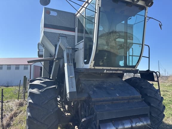 Image of Gleaner L3 equipment image 3