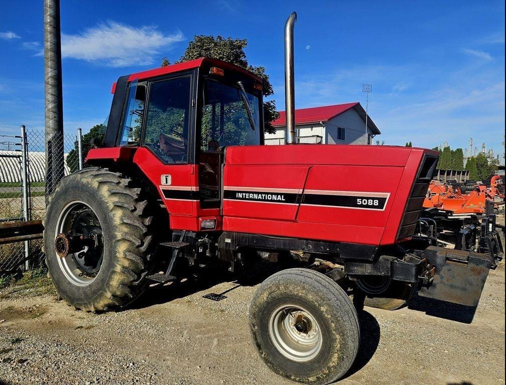 1983 International Harvester 5088 Equipment Image0