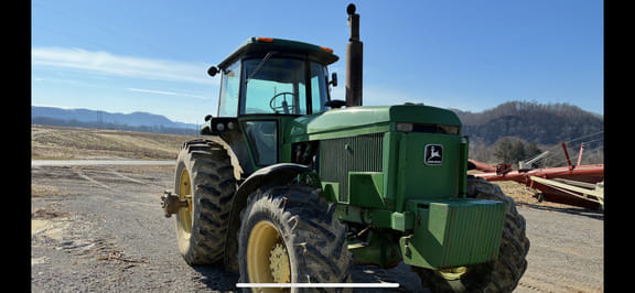 1983 John Deere 4650 Equipment Image0
