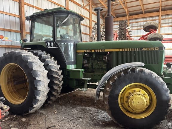 1984 John Deere 4650 Equipment Image0