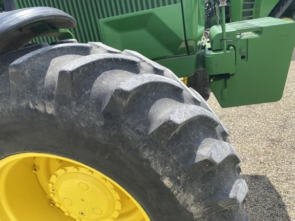 Image of John Deere 4850 equipment image 3