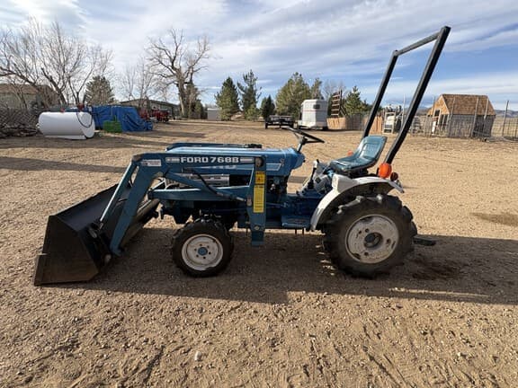 Image of Ford 1210 equipment image 1