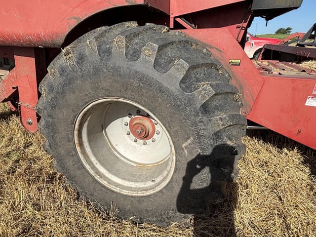 Image of Case IH 1660 equipment image 2