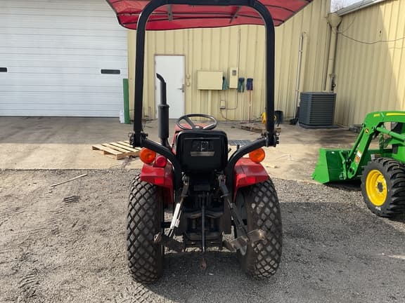 Image of Case IH 235 equipment image 1