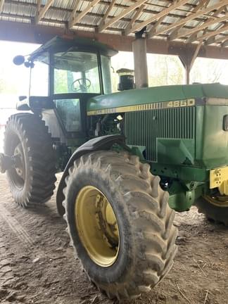 Image of John Deere 4850 equipment image 3