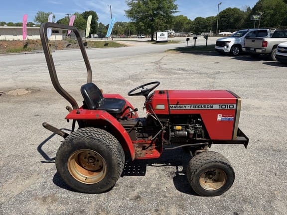 1989 Massey Ferguson 1010 Equipment Image0