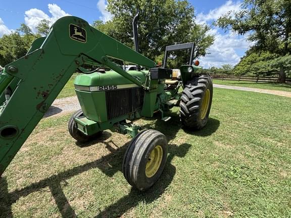 Image of John Deere 2555 Primary image