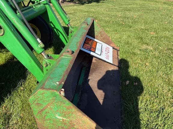 Image of John Deere 2555 equipment image 4